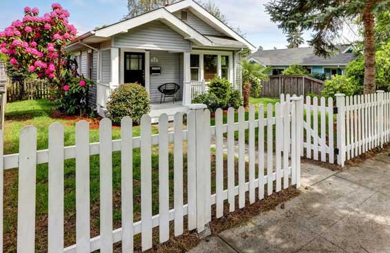 Fence contractors Woodbridge